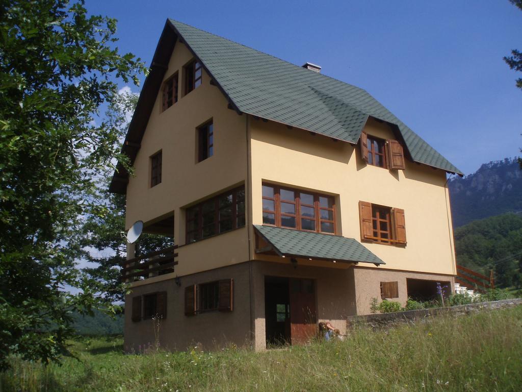 Guest House Tara Canyon Pljevlja Phòng bức ảnh