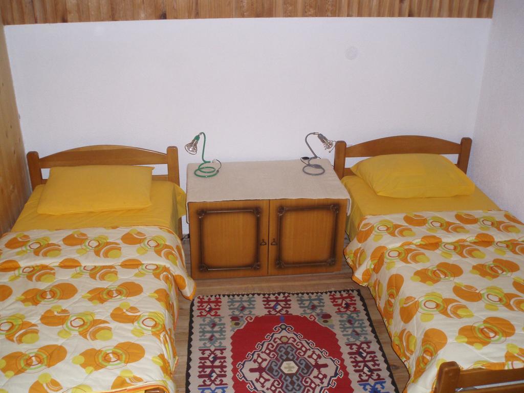 Guest House Tara Canyon Pljevlja Phòng bức ảnh